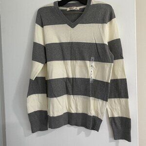 Old Navy Sweater